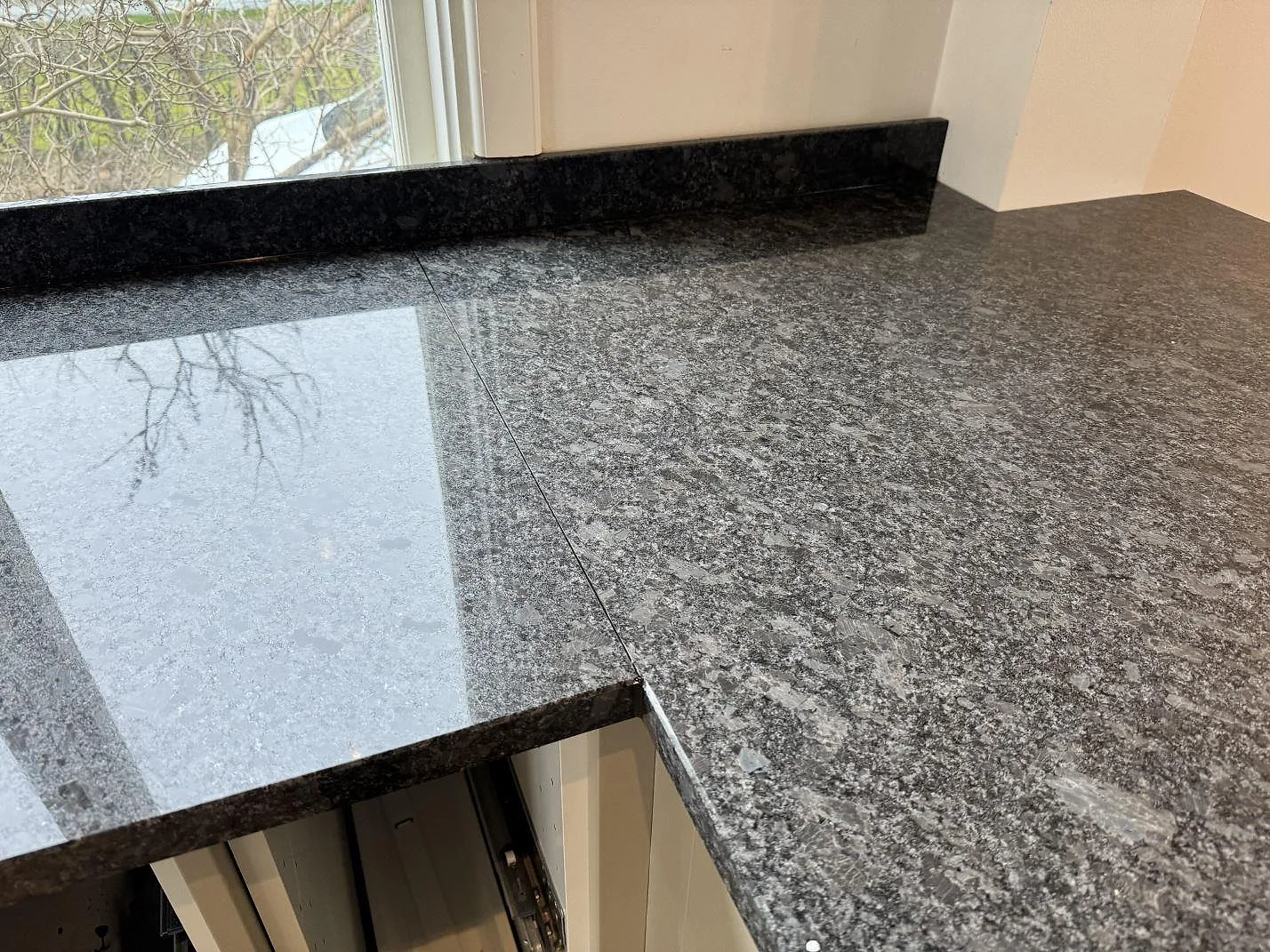 Køkkenbordplade i Steel Grey, Mölndal – billede 4
