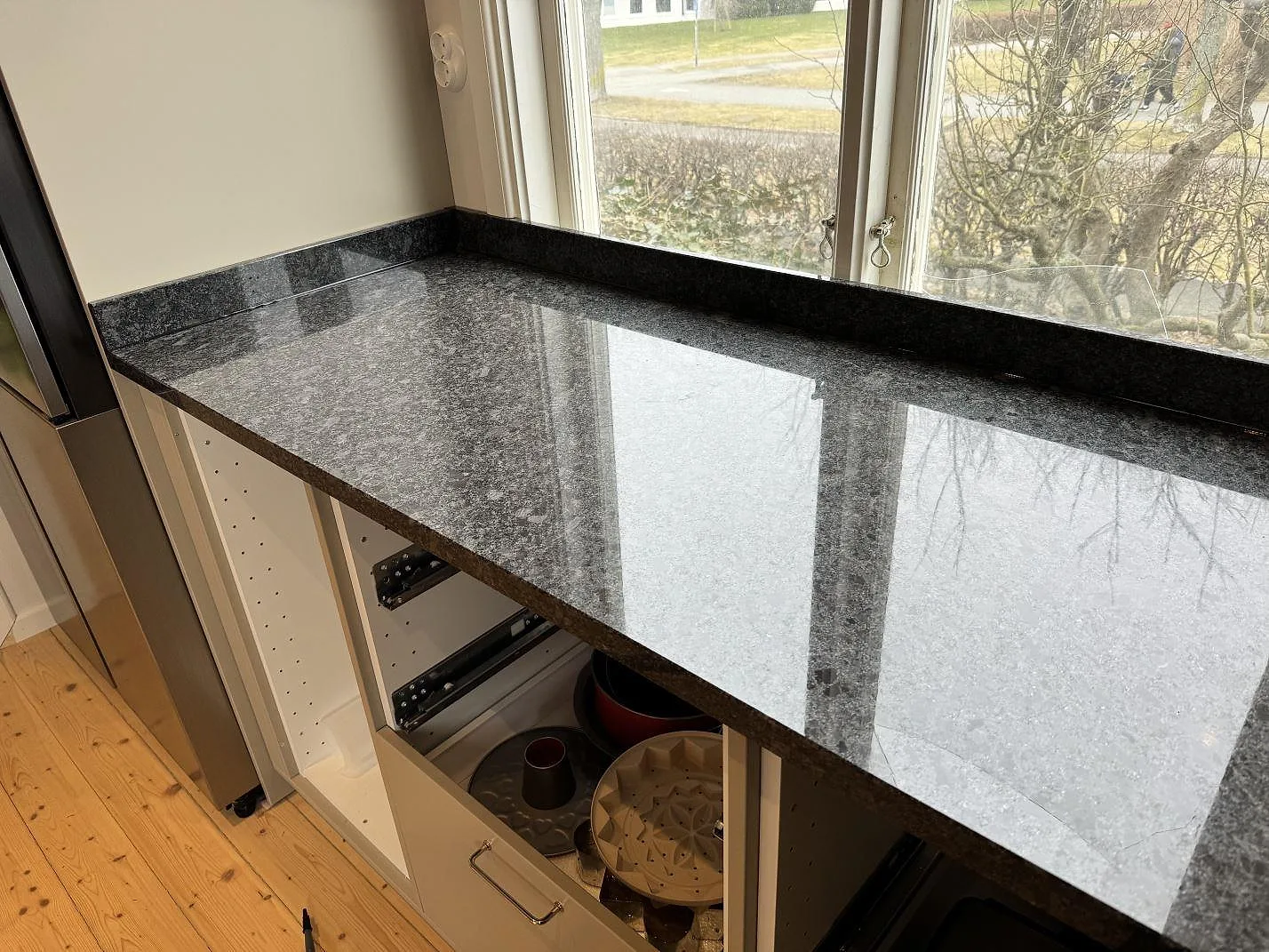 Køkkenbordplade i Steel Grey, Mölndal – billede 5