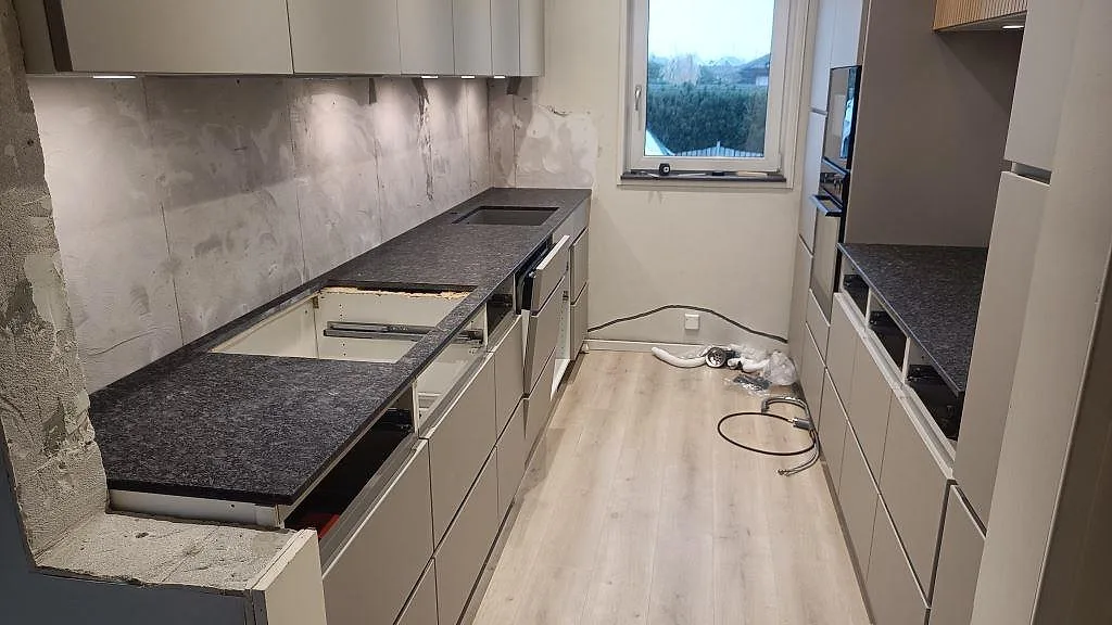 Køkkenbordplade i Steel Grey, Staffanstorp