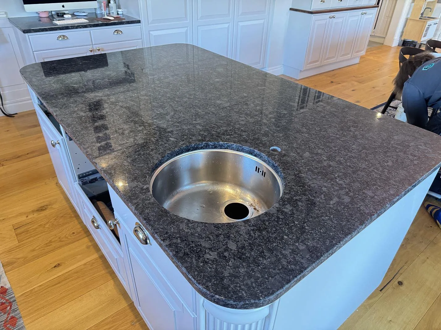 Køkkenbordplade i Steel Grey, Växjö – billede 3