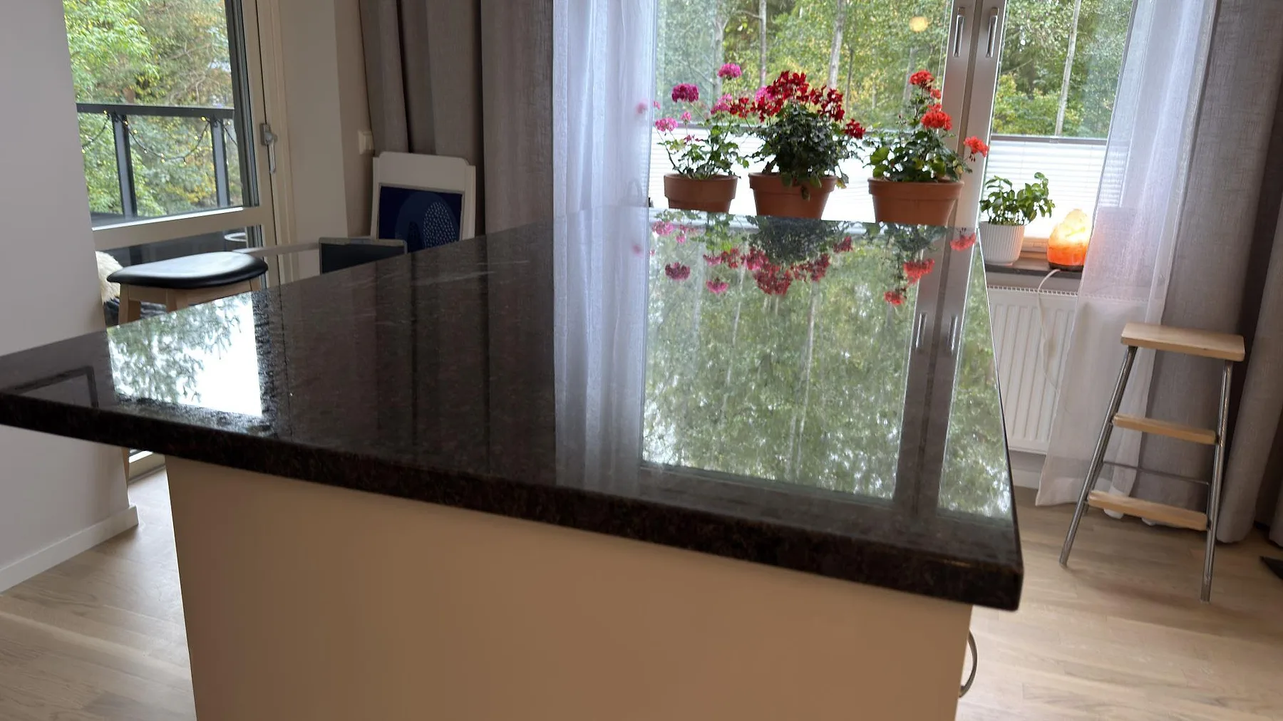 Køkkenbordplade i Steel Grey, Vallentuna – billede 2