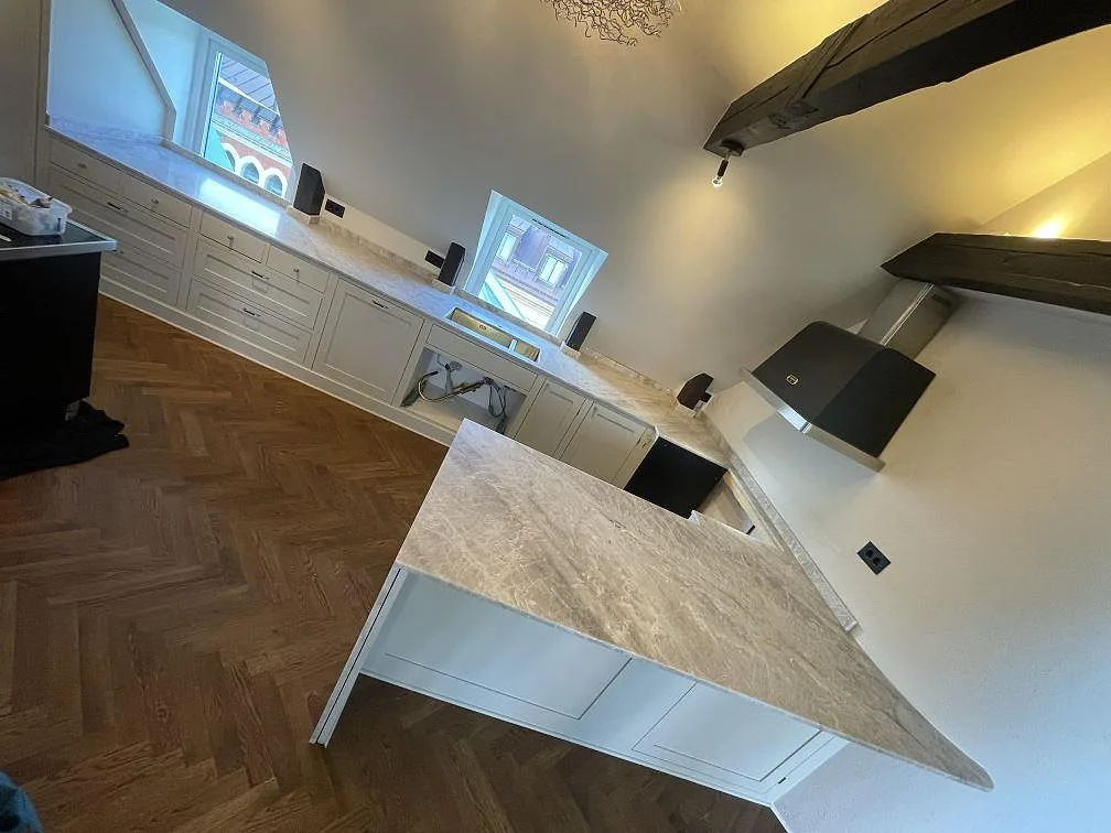Køkkenbordplade i Taj Mahal, Stockholm – billede 3