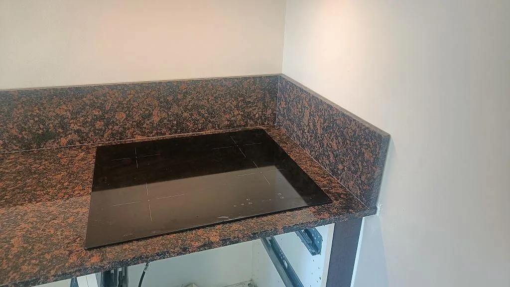 Køkkenbordplade i Tan Brown, Malmö – billede 4