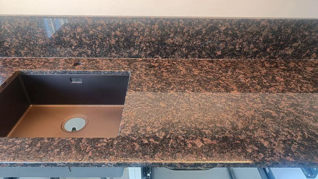 Køkkenbordplade i Tan Brown, Malmö – billede 3