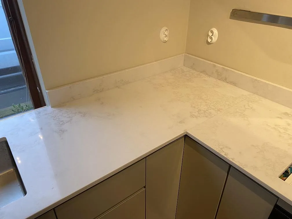 Køkkenbordplade i Technistone Altamonte, Landskrona – billede 3