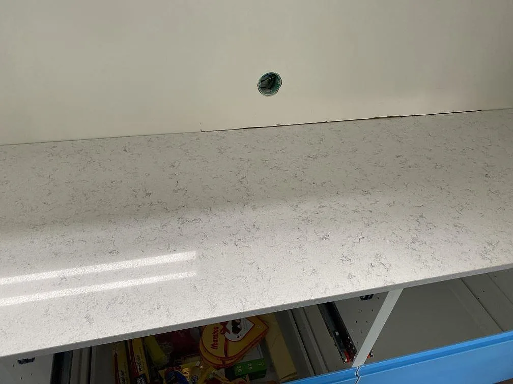 Køkkenbordplade i Technistone Brilliant Arabesco, Vallberga – billede 4
