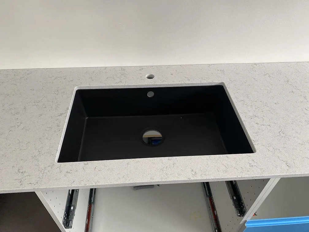 Køkkenbordplade i Technistone Brilliant Arabesco, Vallberga – billede 3