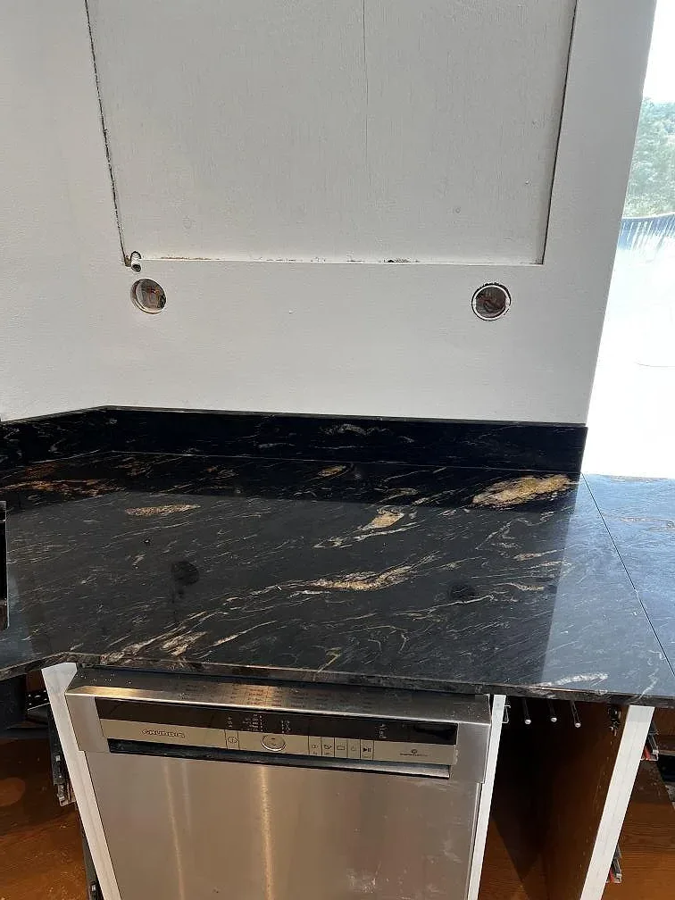 Køkkenbordplade i Technistone Crystal Absolute White, Uddevalla – billede 8