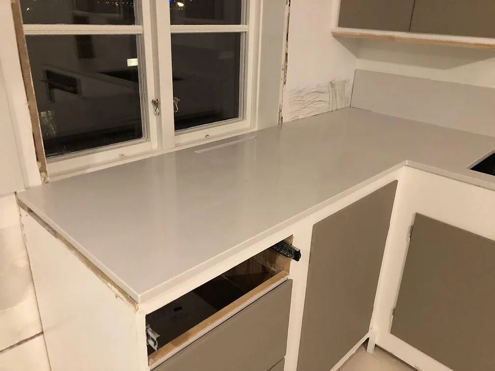 Køkkenbordplade i Technistone Crystal Nevada, Huskvarna – billede 4