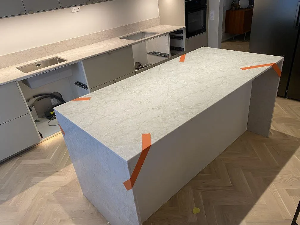 Køkkenbordplade i Technistone Glencoe, Bunkeflostrand – billede 2