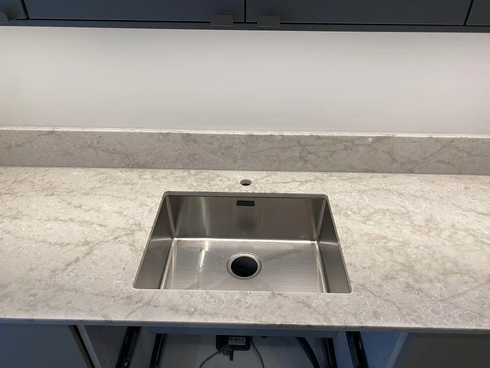 Køkkenbordplade i Technistone Glencoe, Bunkeflostrand – billede 4