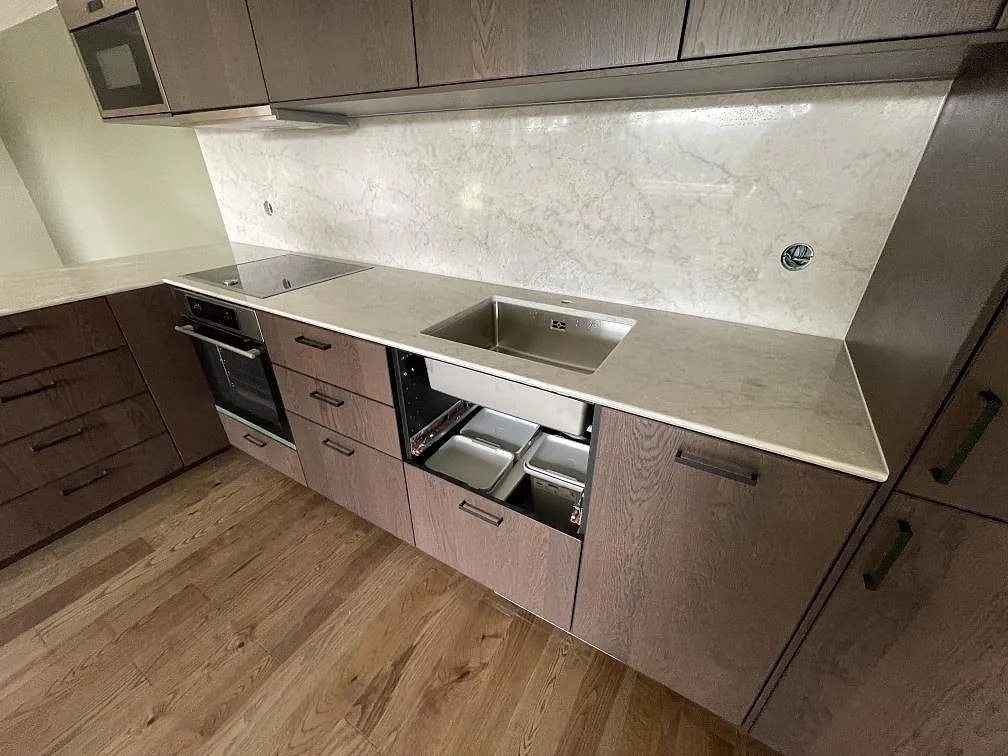Køkkenbordplade i Technistone Glencoe, Danderyd – billede 2