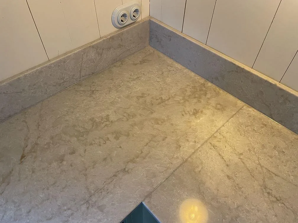 Køkkenbordplade i Technistone Glencoe, Karlholmsbruk – billede 5