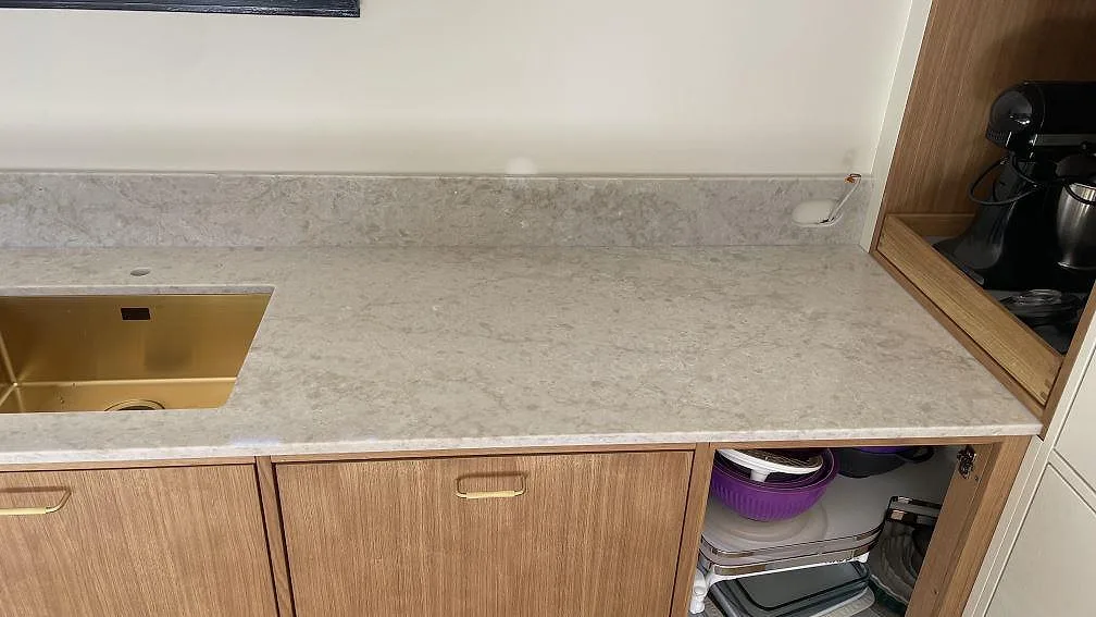 Køkkenbordplade i Technistone Glencoe, København S – billede 3