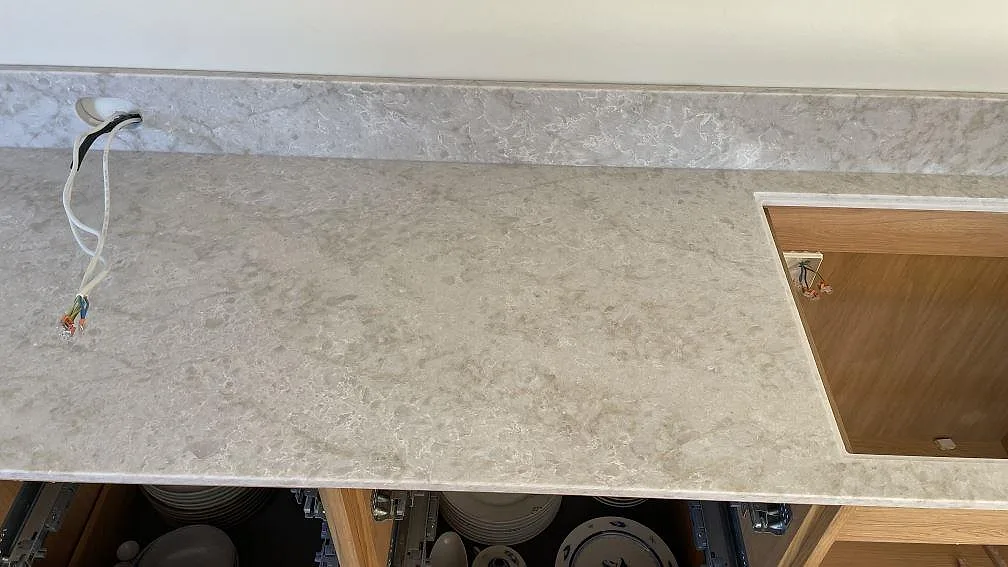 Køkkenbordplade i Technistone Glencoe, København S – billede 6