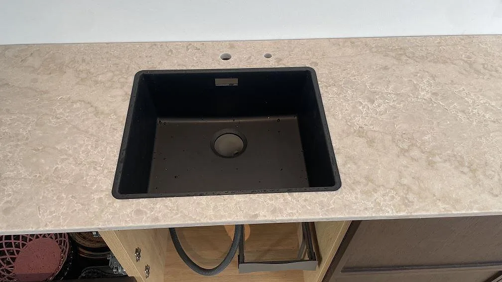 Køkkenbordplade i Technistone Glencoe, København Ö – billede 3