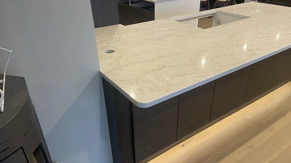 Køkkenbordplade i Technistone Glencoe, Landvetter – billede 4