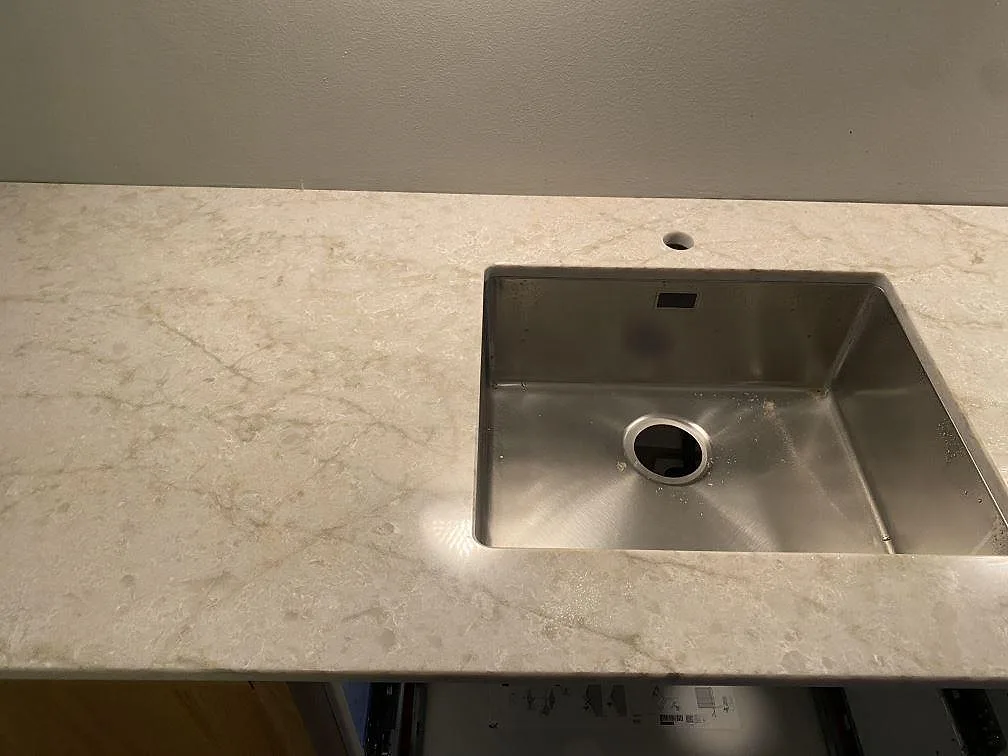 Køkkenbordplade i Technistone Glencoe, Malmö – billede 3