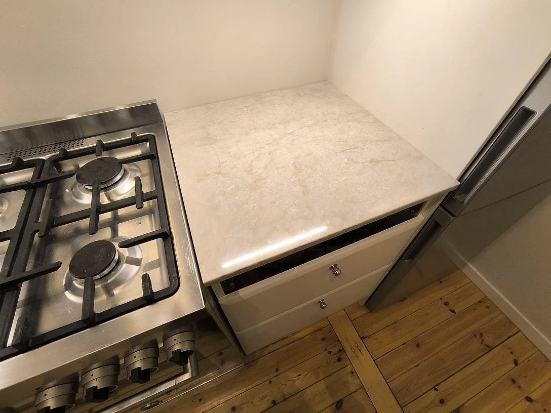 Køkkenbordplade i Technistone Glencoe, Stockholm – billede 3