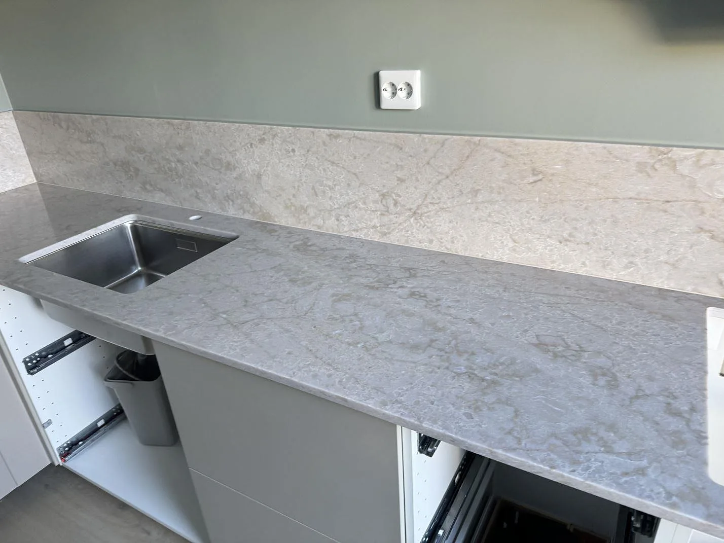 Køkkenbordplade i Technistone Glencoe, Vellinge – billede 6