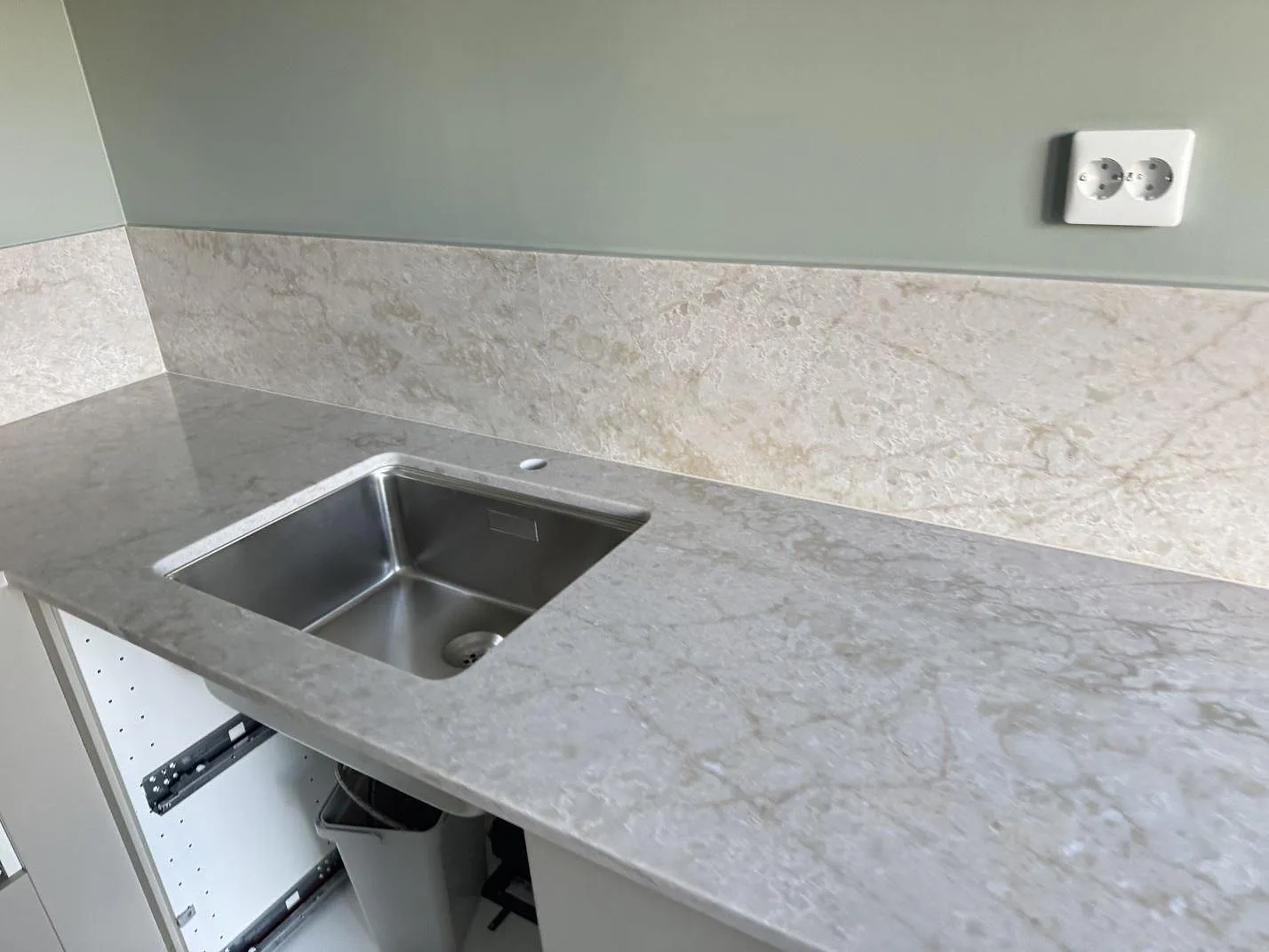 Køkkenbordplade i Technistone Glencoe, Vellinge – billede 5