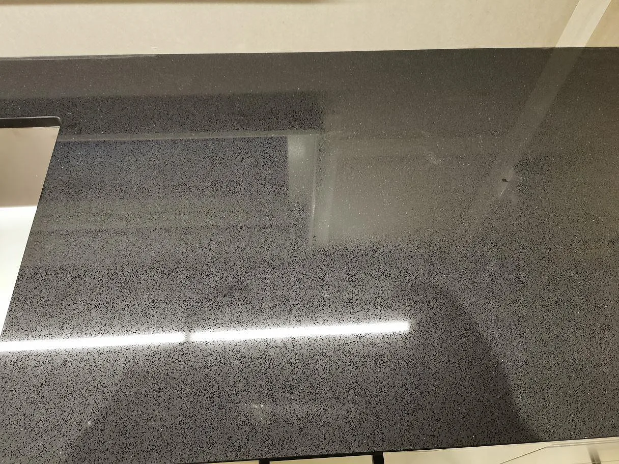 Køkkenbordplade i Technistone Gobi Black, Eslöv – billede 5