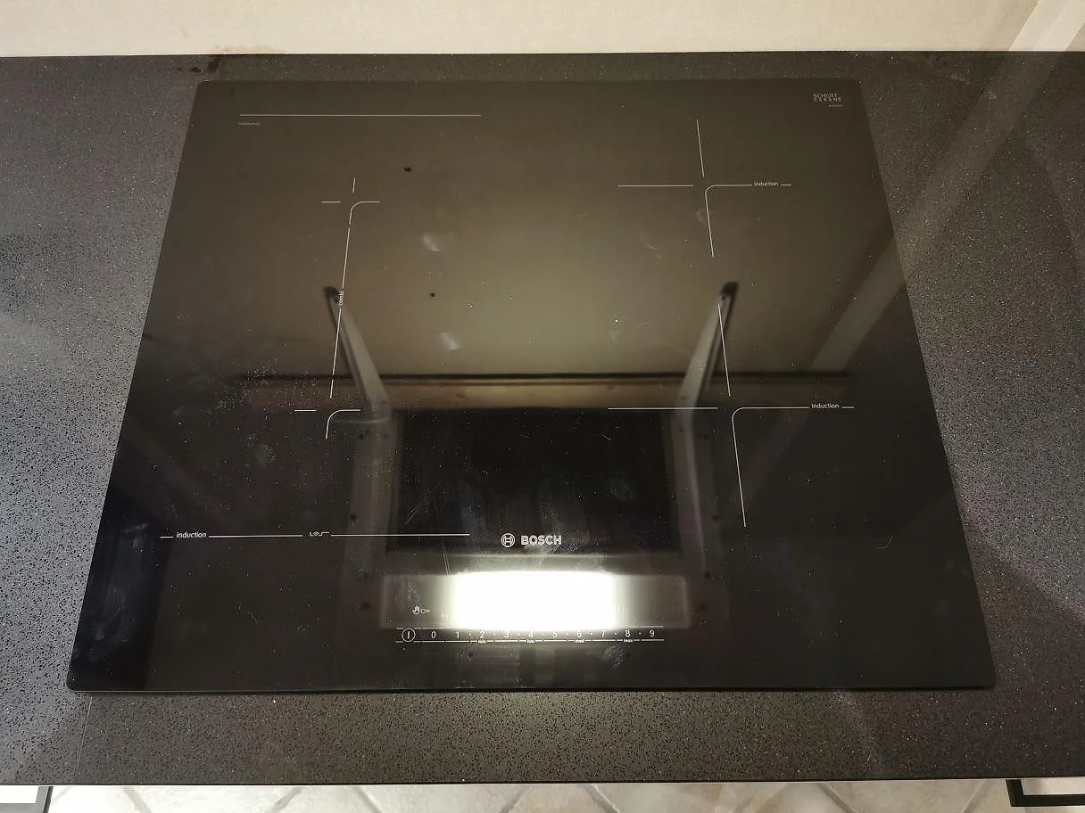 Køkkenbordplade i Technistone Gobi Black, Eslöv – billede 4