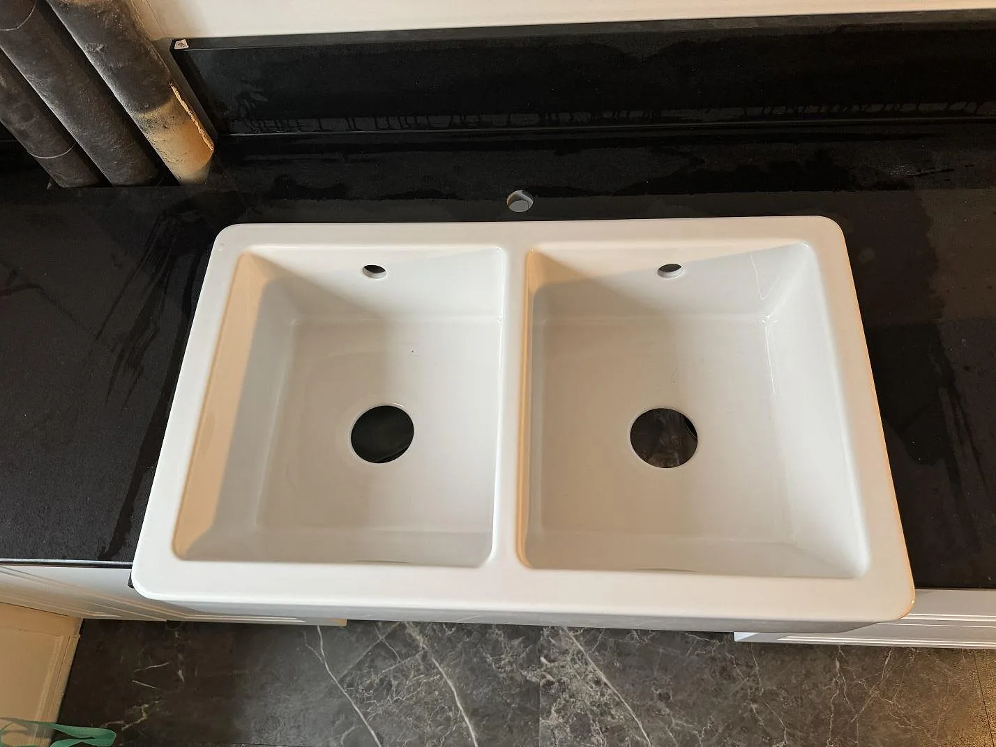 Køkkenbordplade i Technistone Gobi Black, Kastrup – billede 3