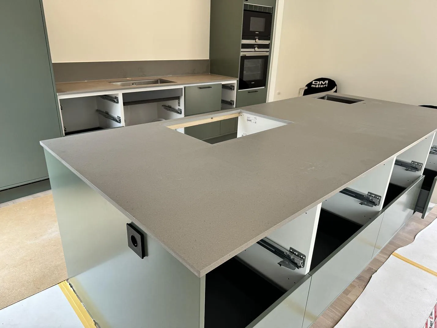 Køkkenbordplade i Technistone Gobi Urban, Åhus – billede 3
