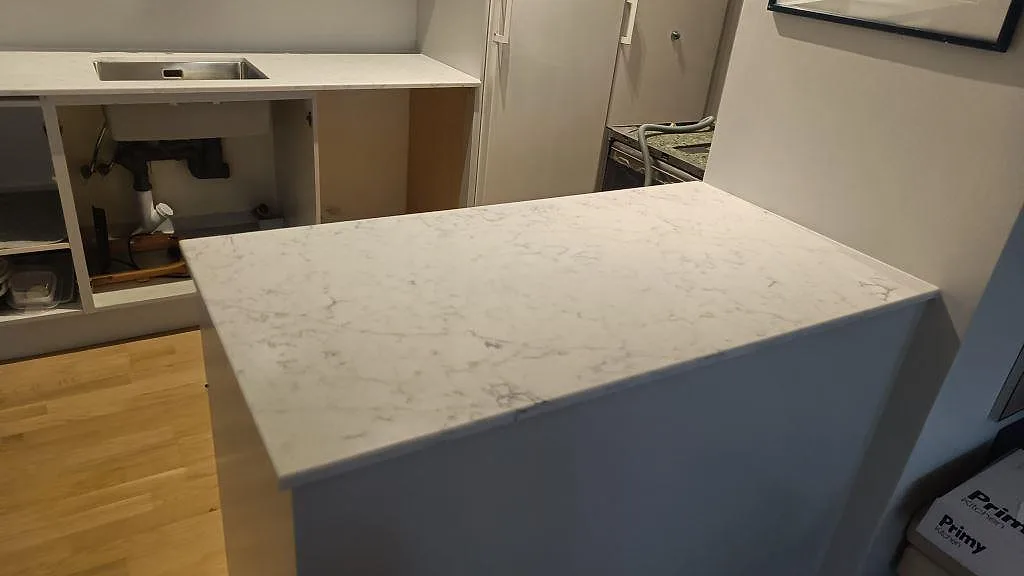 Køkkenbordplade i Technistone Mystery White, Bjärred – billede 7