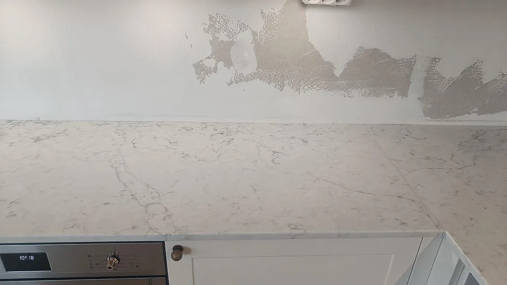 Køkkenbordplade i Technistone Mystery White, Bunkeflostrand – billede 7