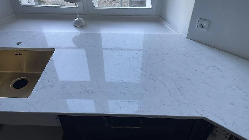 Køkkenbordplade i Technistone Mystery White, Copenhagen – billede 3