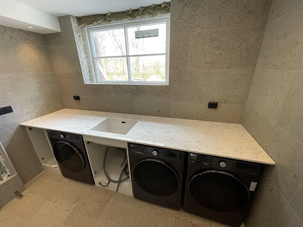 Køkkenbordplade i Technistone Mystery White, Djursholm – billede 3