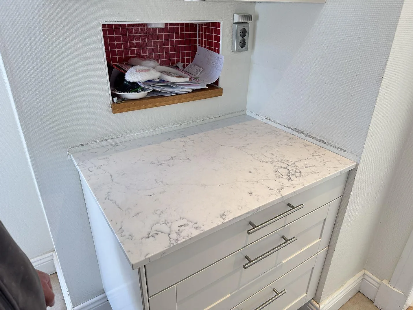 Køkkenbordplade i Technistone Mystery White, Göteborg – billede 5
