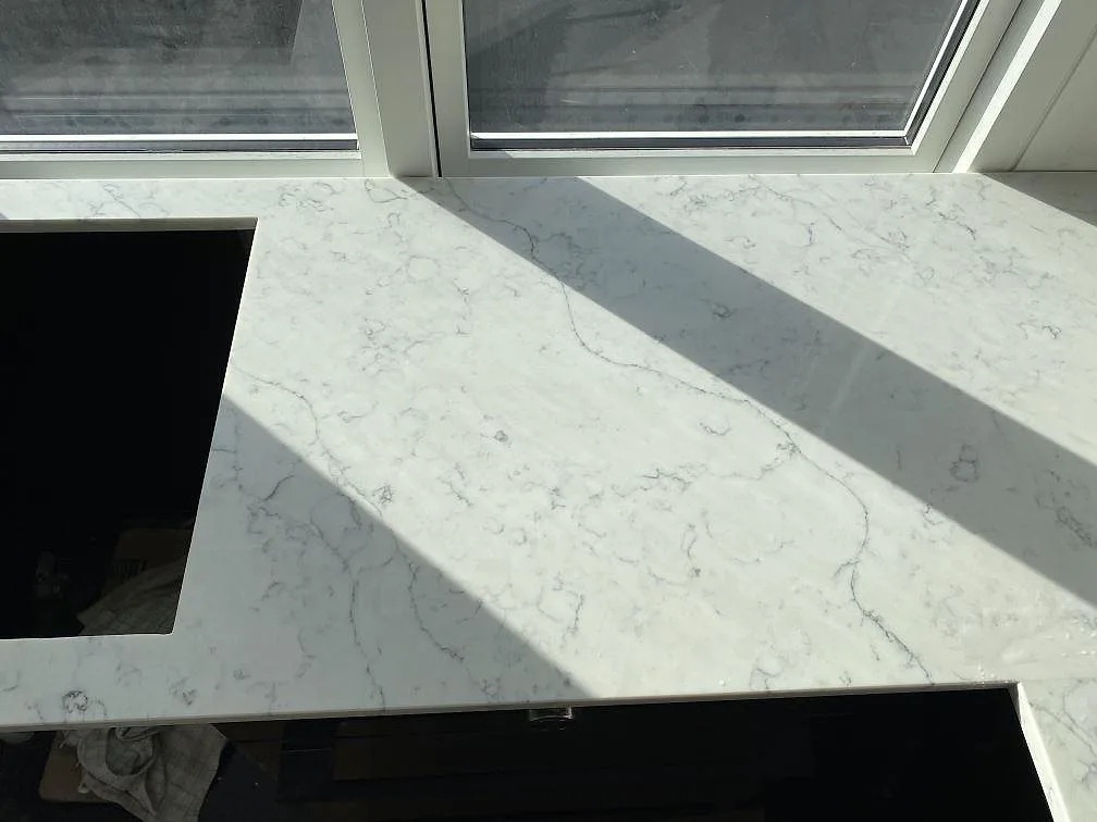 Køkkenbordplade i Technistone Mystery White, Kbh k – billede 3