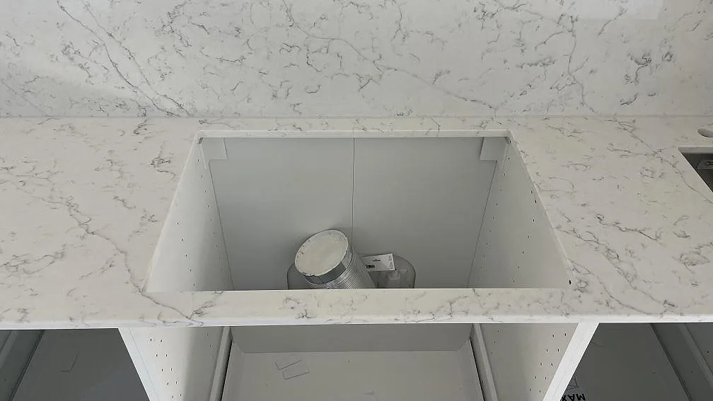 Køkkenbordplade i Technistone Mystery White, Lomma – billede 8