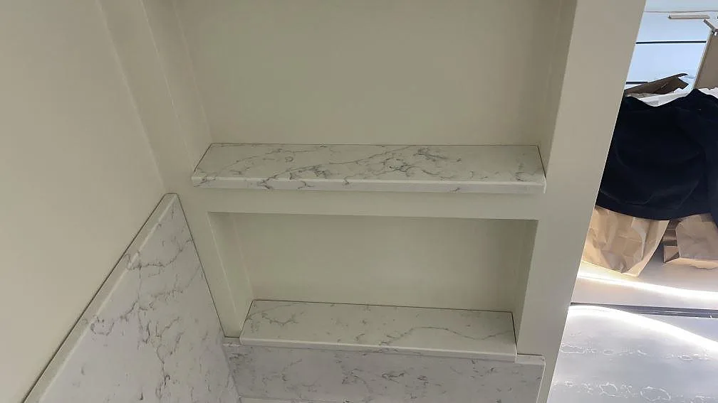 Køkkenbordplade i Technistone Mystery White, Lomma – billede 7
