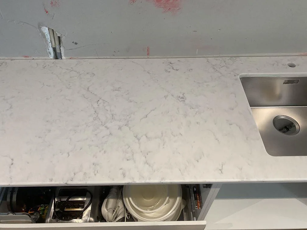 Køkkenbordplade i Technistone Mystery White, Lund – billede 4