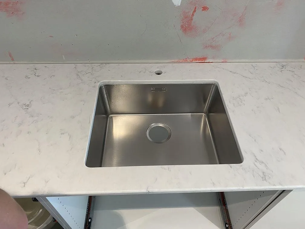 Køkkenbordplade i Technistone Mystery White, Lund – billede 3