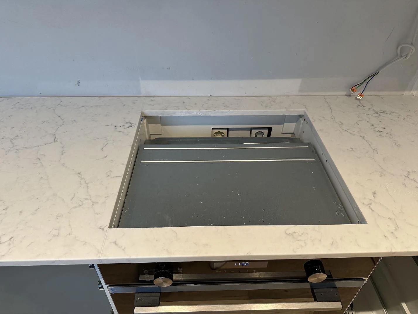 Køkkenbordplade i Technistone Mystery White, Malmö – billede 6