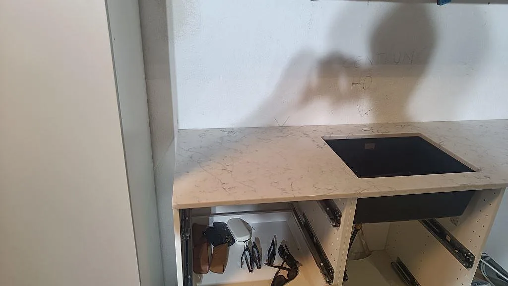 Køkkenbordplade i Technistone Mystery White, Malmö – billede 5