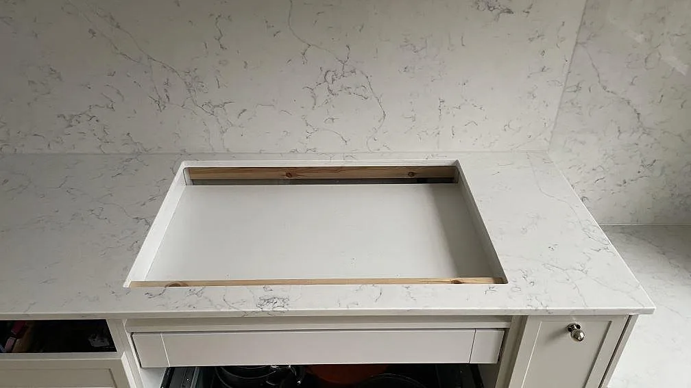 Køkkenbordplade i Technistone Mystery White, Malmö – billede 6