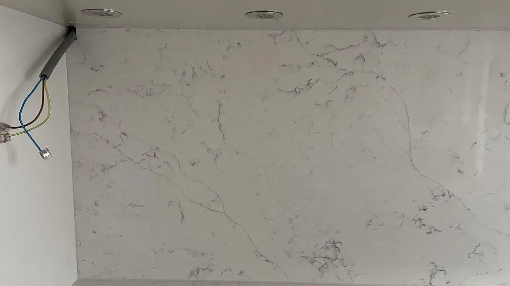 Køkkenbordplade i Technistone Mystery White, Malmö – billede 8