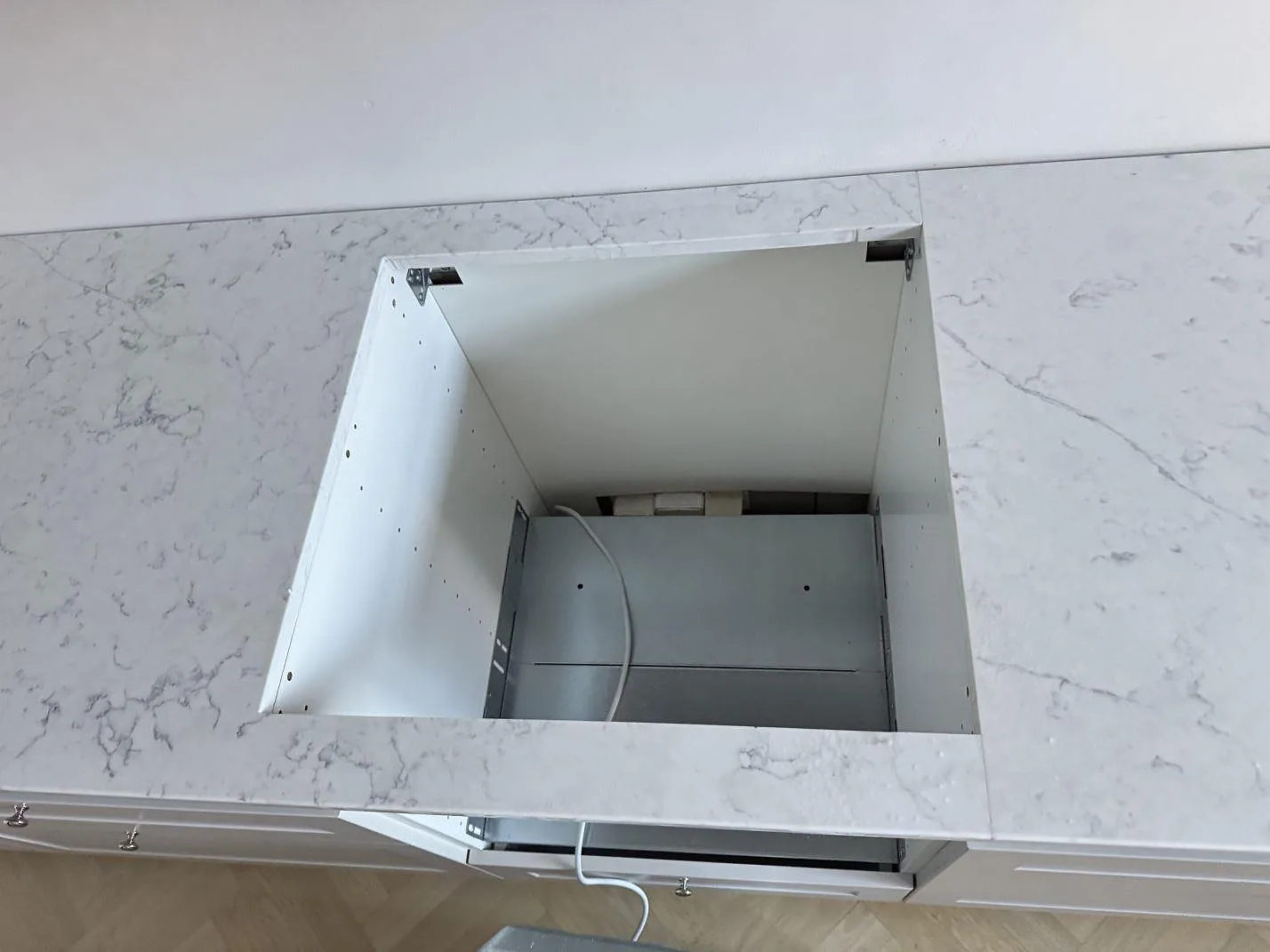 Køkkenbordplade i Technistone Mystery White, Malmö – billede 8