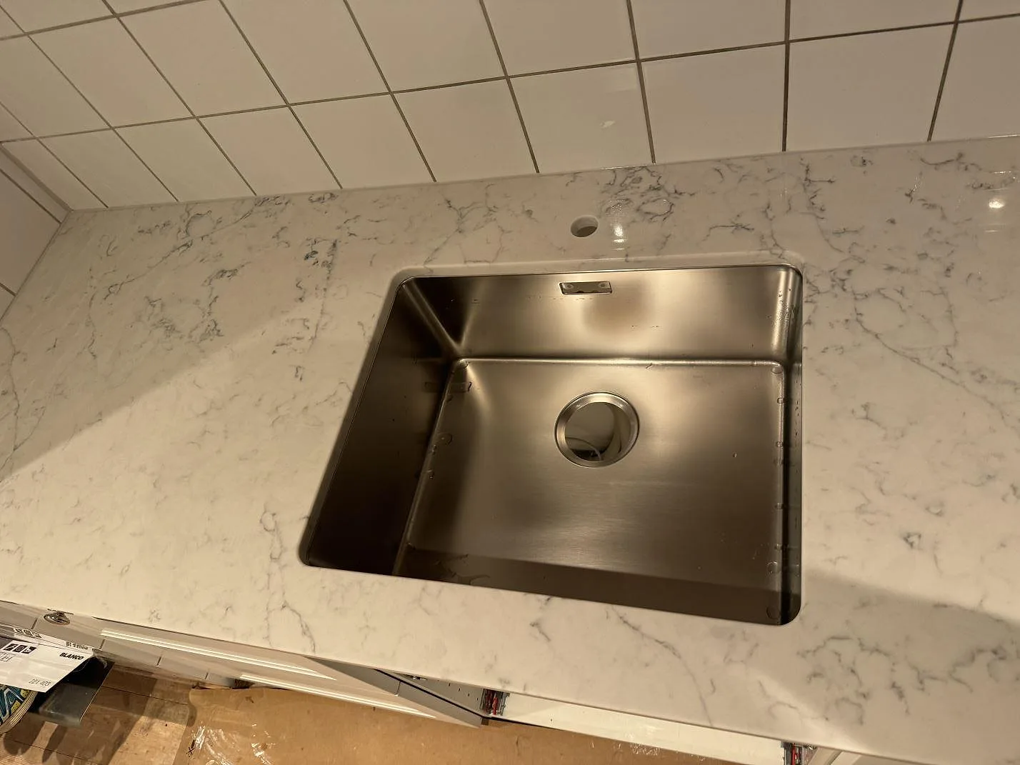 Køkkenbordplade i Technistone Mystery White, Nyehusen – billede 4