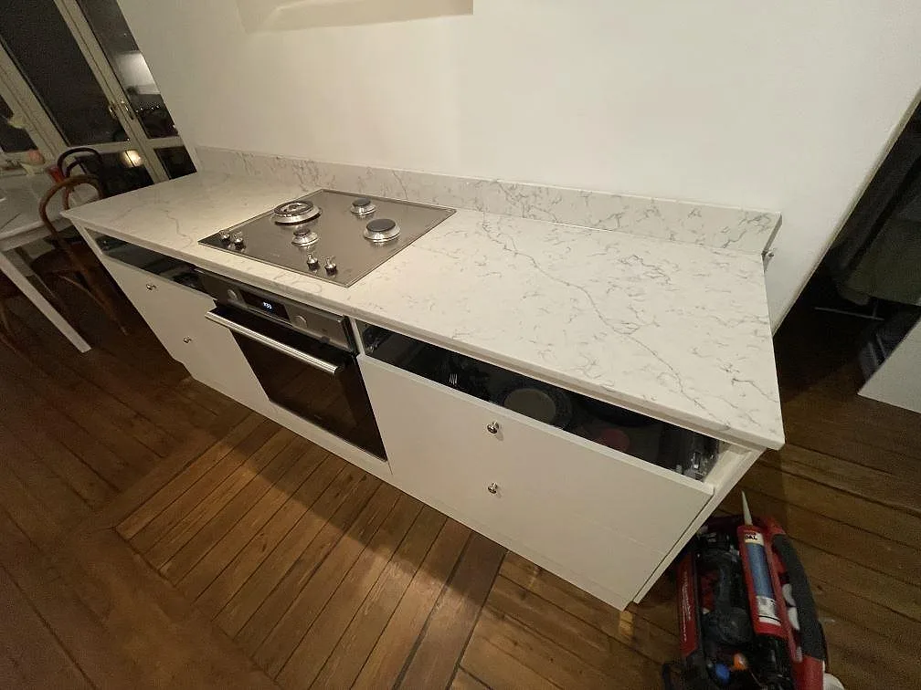 Køkkenbordplade i Technistone Mystery White, Stockholm – billede 2