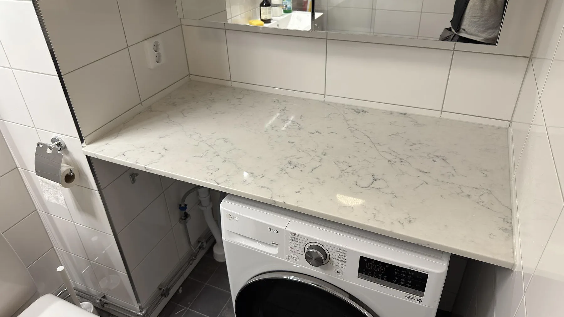 Køkkenbordplade i Technistone Mystery White, Stockholm – billede 4