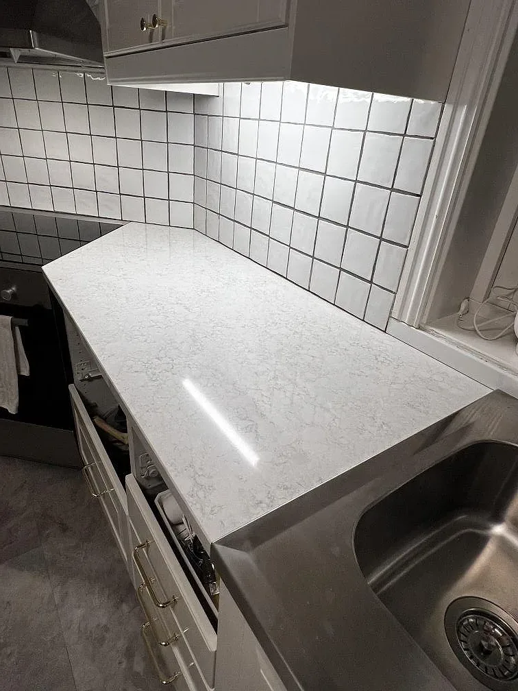 Køkkenbordplade i Technistone Noble Arco, Anderstorp – billede 4