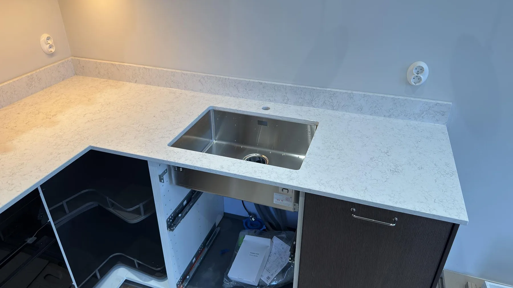 Køkkenbordplade i Technistone Noble Arco, Danderyd – billede 2
