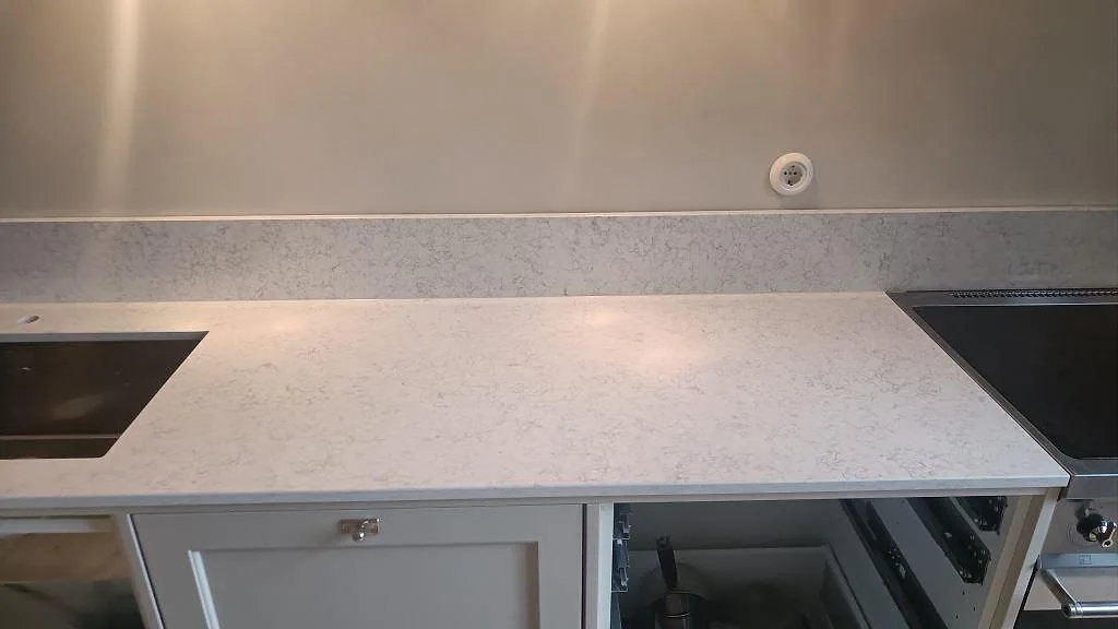 Køkkenbordplade i Technistone Noble Arco, Malmö – billede 3